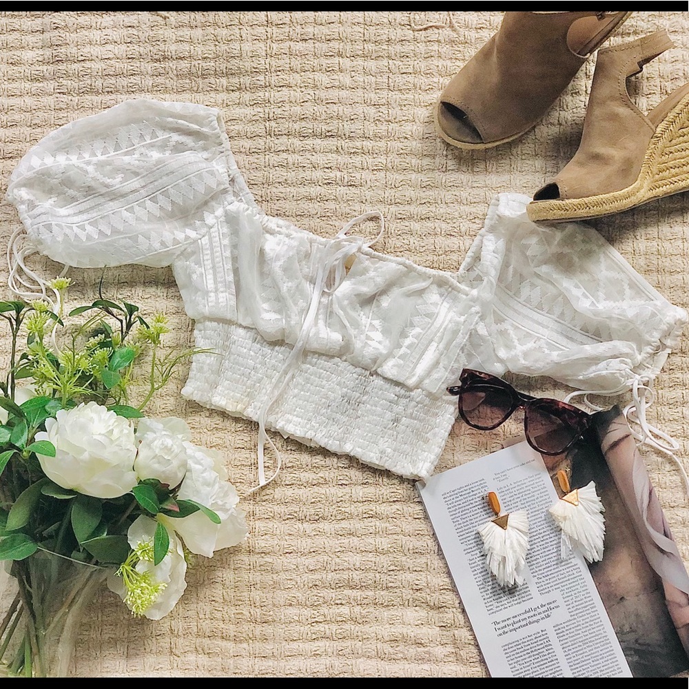 NWT Puff Sleeve Crop Top - Picture 8 of 12